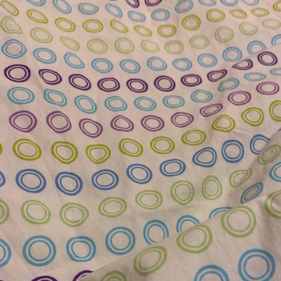 Colorful Circle Pattern Full Sheet Set - Picture 4 of 5